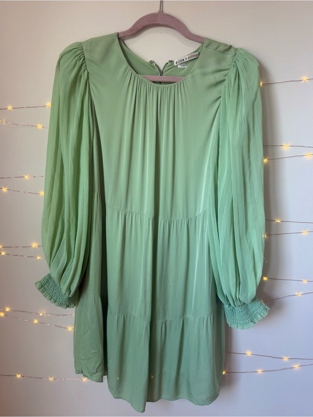Alice + Olivia Antonette Pleated Long Sleeve Tiered Mini Dress Size L in Seafoam
